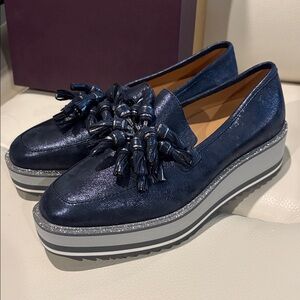 Women's Gracelyn Tassel Leather Platform Wedge Loafers Size 6 Darkest Navy Blue